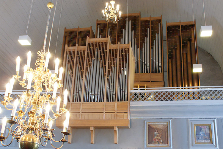 Orgeln i sockenkyrkan.
